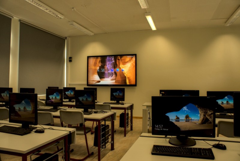 02Computerraum_neu1